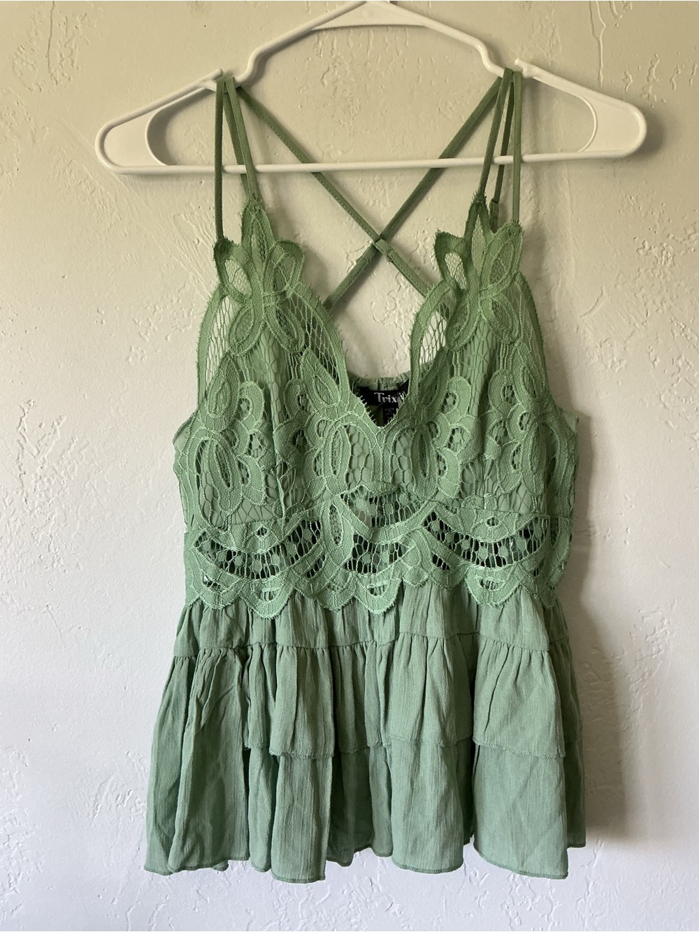 NWT Trixxi/The Buckle Sage Green Ruffle Peplum Adela Tank (FP dup)
